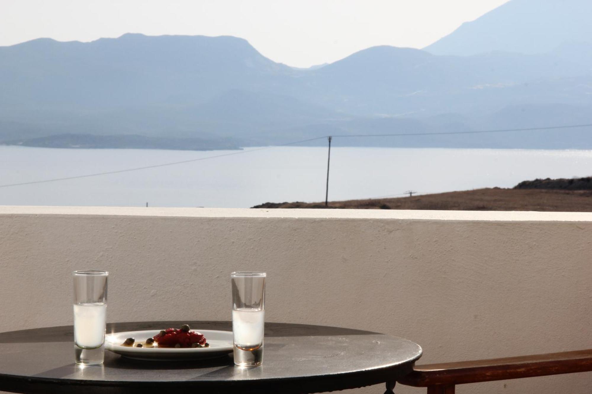 Margaritari Studios Milos Адамас Номер фото